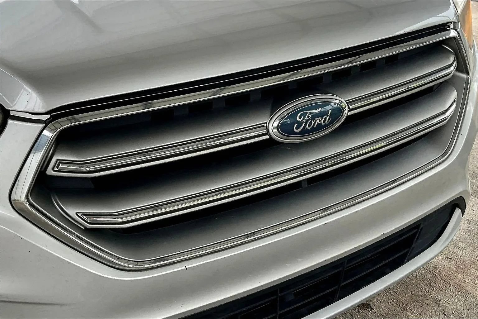 Used 2017 Ford Escape SE FWD image 27