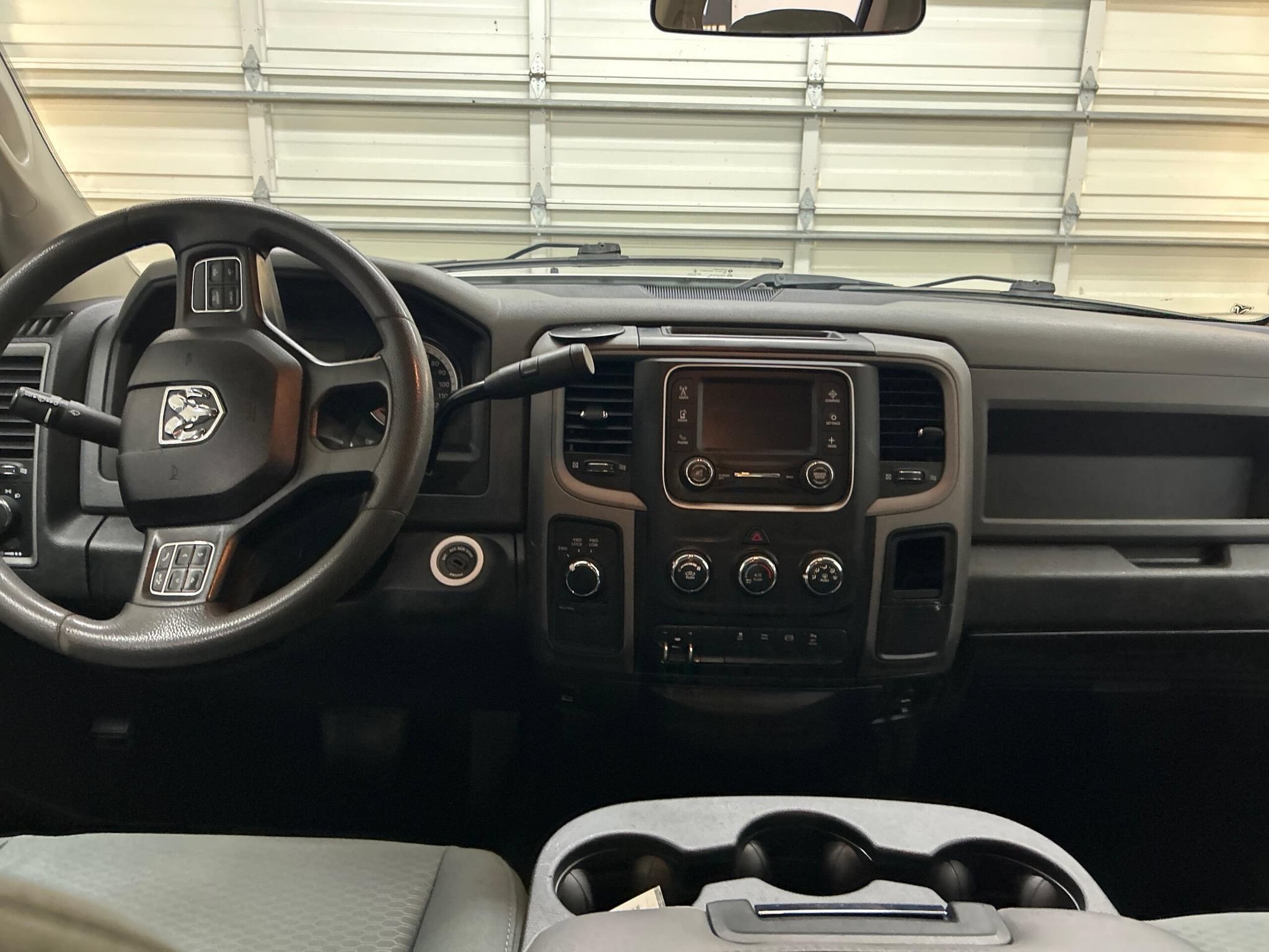 Used 2018 RAM 2500 Tradesman w/ Chrome Appearance Group AWD/4WD image 10