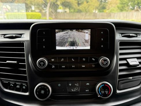 Used 2020 Ford Transit 250 Medium Roof image 16