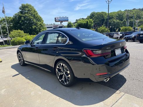 New 2026 BMW 330i xDrive Sedan w/ Premium Package AWD/4WD image 6
