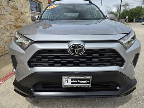 Used 2024 Toyota RAV4 XLE w/ Convenience Package image 14