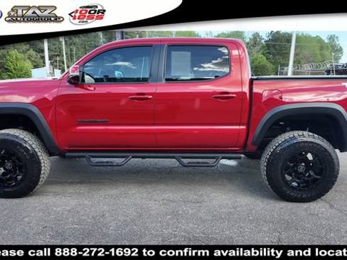 Used 2023 Toyota Tacoma TRD Off-Road AWD/4WD image 4