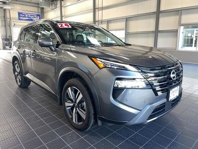 Used 2024 Nissan Rogue SL