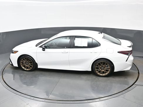 Used 2023 Toyota Camry SE w/ Convenience Package image 37