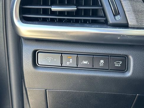 Used 2022 Kia Telluride SX w/ Towing Package AWD/4WD image 19