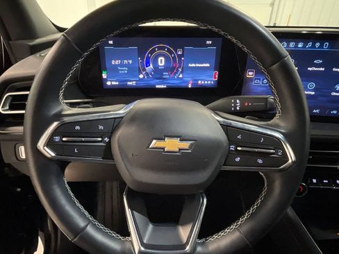 Used 2024 Chevrolet Traverse LT AWD/4WD image 34