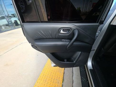 Used 2022 Nissan Armada SV w/ SV Appearance Package image 23