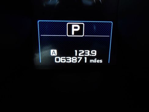 Used 2019 Subaru Outback 2.5i Limited w/ Popular Package #2 image 21