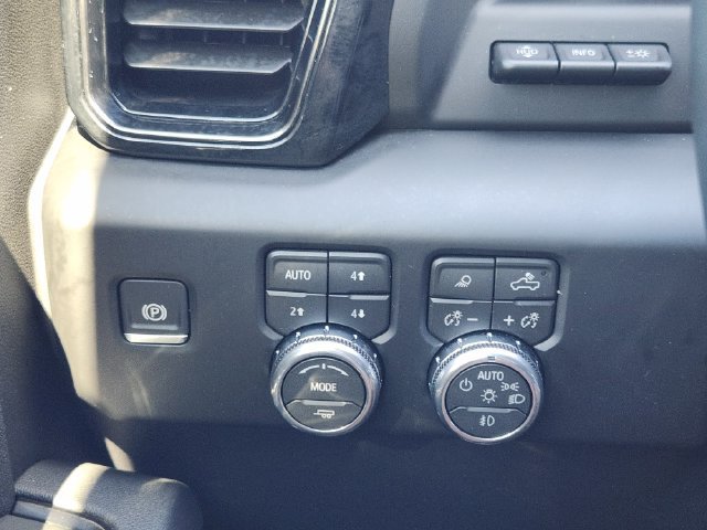 Used 2026 GMC Sierra 1500 AT4 w/ AT4 Premium Package AWD/4WD image 23