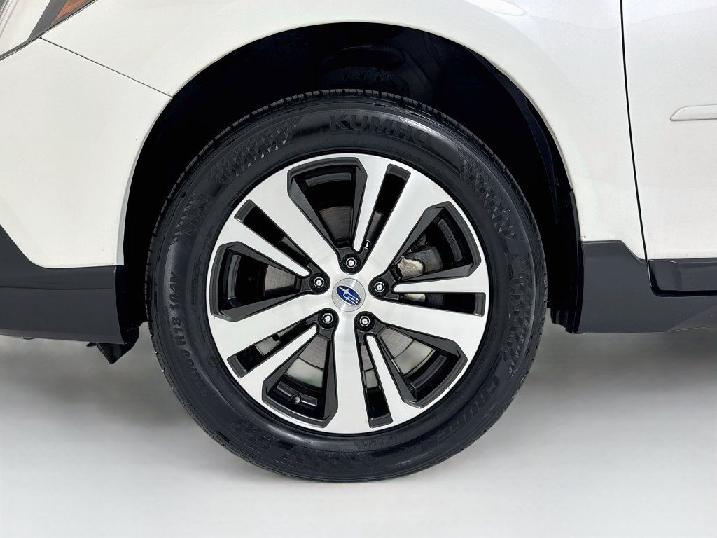 Used 2019 Subaru Outback 2.5i Limited AWD/4WD image 29