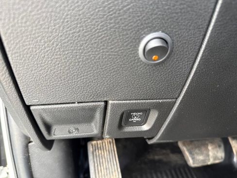 Used 2023 RAM 3500 Tradesman w/ Chrome Appearance Group image 28