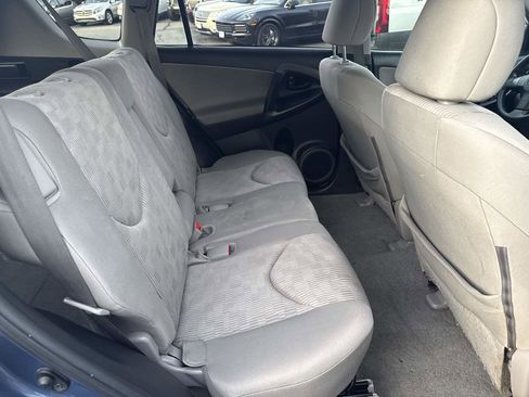Used 2011 Toyota RAV4 4WD w/ Base L4 Extra Value Pkg image 16