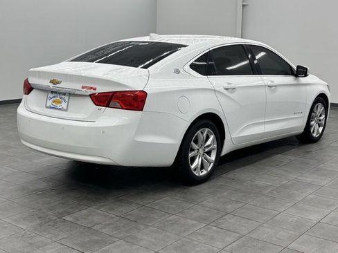 Used 2016 Chevrolet Impala LT w/ Convenience Package image 2