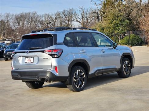 Certified 2025 Subaru Forester Limited image 7