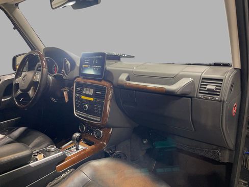 Used 2017 Mercedes-Benz G 550 image 32
