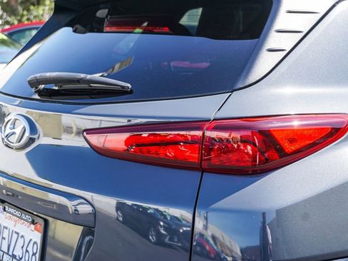 Certified 2023 Hyundai Kona SEL w/ Convenience Package image 8