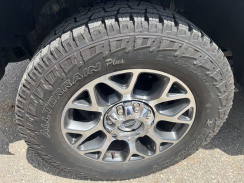 Used 2020 Ford F250 Lariat w/ Lariat Ultimate Package AWD/4WD image 14