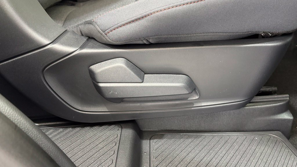 New 2026 Ford Explorer Active AWD/4WD image 32