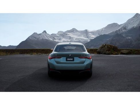 New 2026 BMW i4 eDrive40 image 5