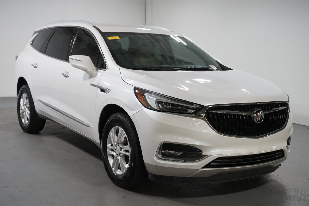 Used 2020 Buick Enclave Essence FWD image 3