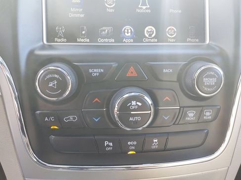 Used 2014 Jeep Grand Cherokee Overland AWD/4WD image 17