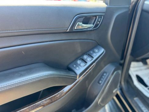 Used 2018 Chevrolet Tahoe LT AWD/4WD image 9