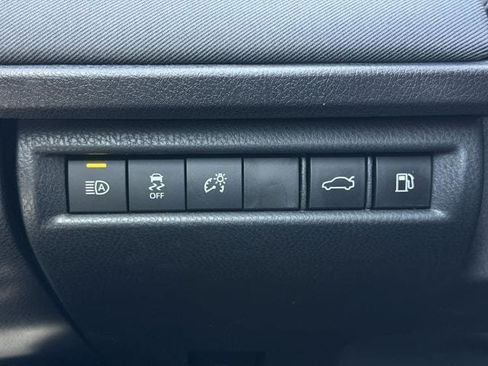 Used 2026 Toyota Camry LE w/ Convenience Package FWD image 21