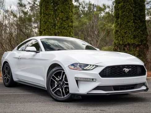 Used 2018 Ford Mustang Premium RWD image 5
