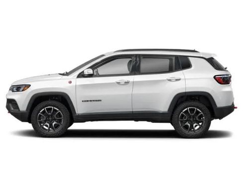 New 2026 Jeep Compass Trailhawk AWD/4WD image 3