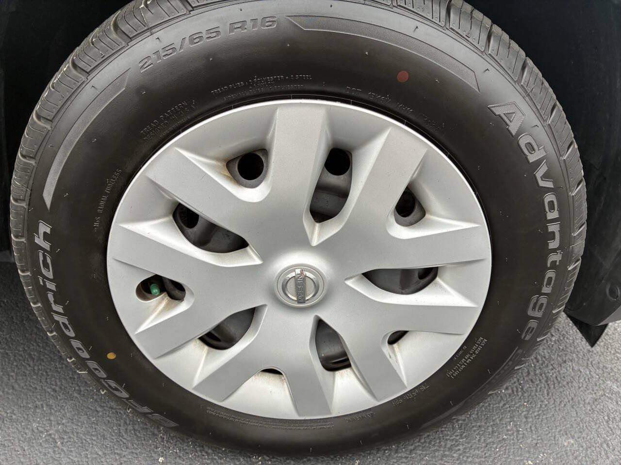 Used 2019 Nissan Rogue Sport S AWD/4WD image 26