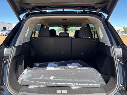 New 2026 Nissan Rogue SV FWD image 20