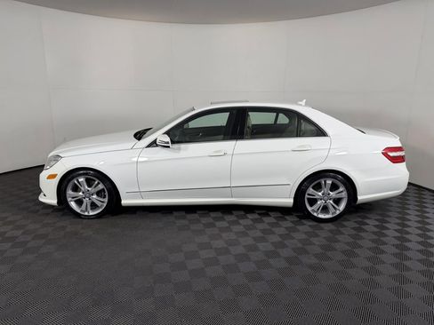 Used 2013 Mercedes-Benz E 350 4MATIC Sedan image 6