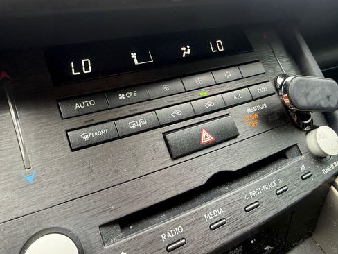 Used 2020 Lexus IS 350 F Sport image 13