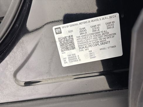 Used 2023 GMC Terrain SLT image 10