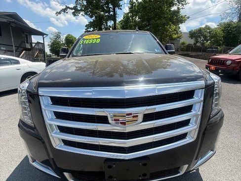 Used 2015 Cadillac Escalade ESV Premium AWD/4WD image 6