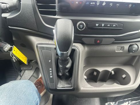 New 2025 Ford Transit 250 Low Roof image 21