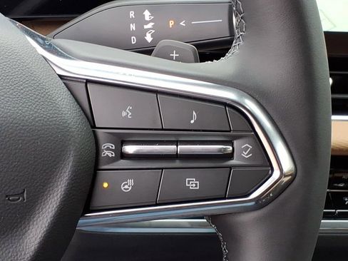 New 2026 Chevrolet Equinox ACTIV AWD/4WD image 17