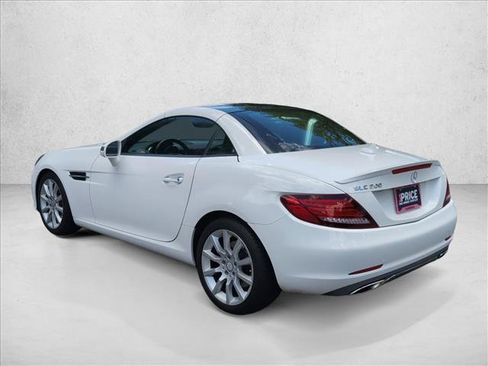 Used 2017 Mercedes-Benz SLC 300 image 8