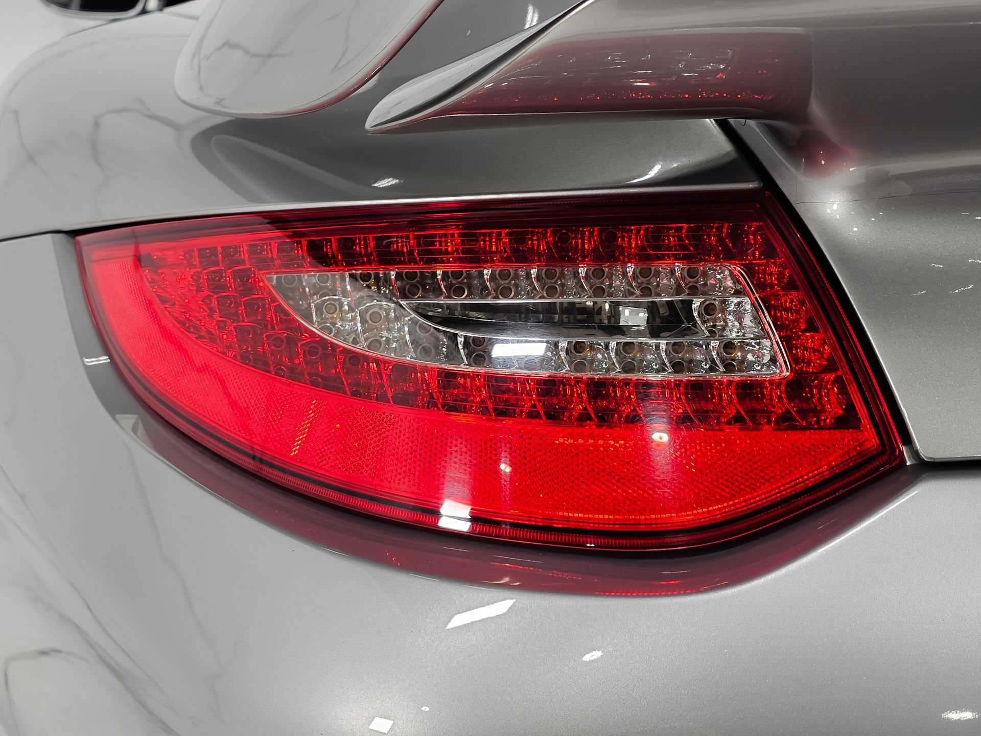 Used 2011 Porsche 911 Turbo S AWD/4WD image 30