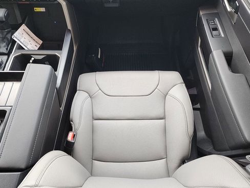 New 2026 Toyota Tundra SR5 AWD/4WD image 9