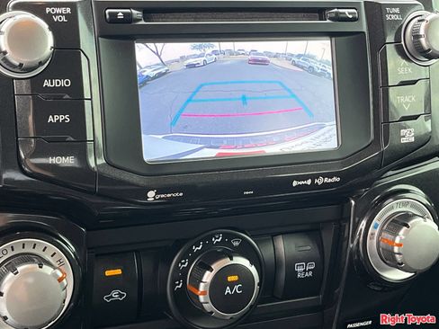 Certified 2019 Toyota 4Runner TRD Off-Road Premium AWD/4WD image 29