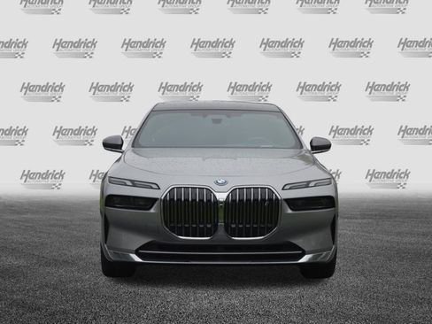 Certified 2023 BMW i7 xDrive60 AWD/4WD image 6