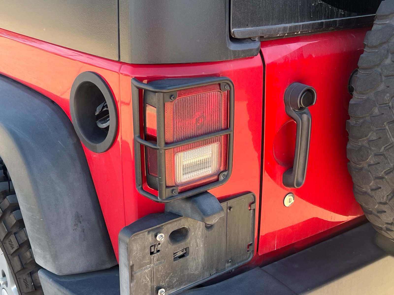 Used 2012 Jeep Wrangler Rubicon w/ PWR Convenience Group AWD/4WD image 11
