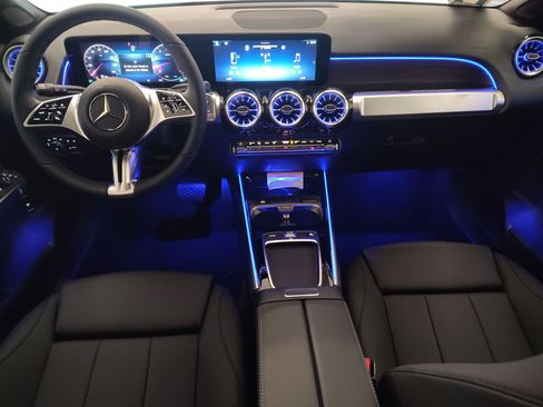 Used 2026 Mercedes-Benz GLB 250 image 14