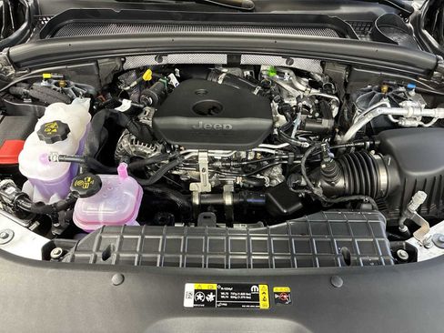 New 2026 Jeep Grand Cherokee Summit image 18