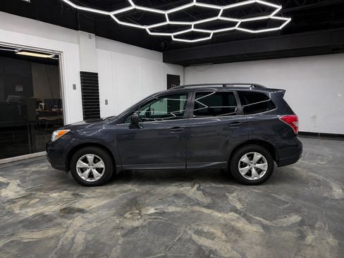 Used 2015 Subaru Forester 2.5i Limited AWD/4WD image 5