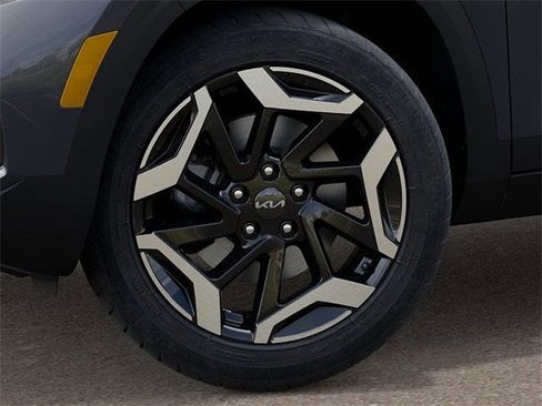 New 2026 Kia Seltos SX image 9