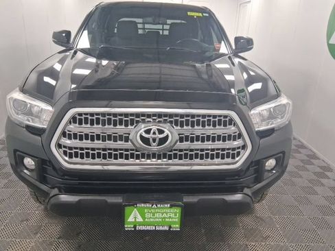 Used 2017 Toyota Tacoma TRD Off-Road w/ Tow Package (A/T) AWD/4WD image 2