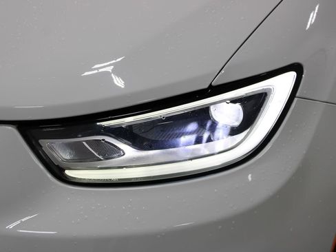 Used 2022 Chrysler Pacifica Touring-L FWD image 12