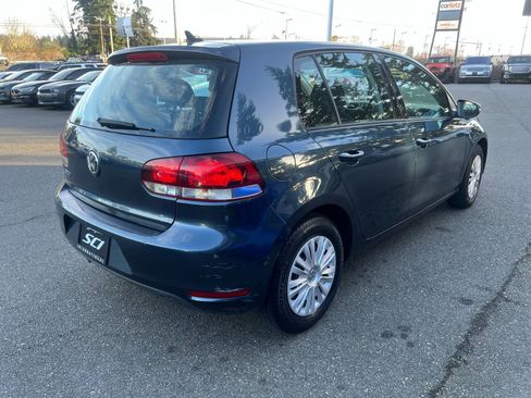 Used 2014 Volkswagen Golf 4-Door image 7